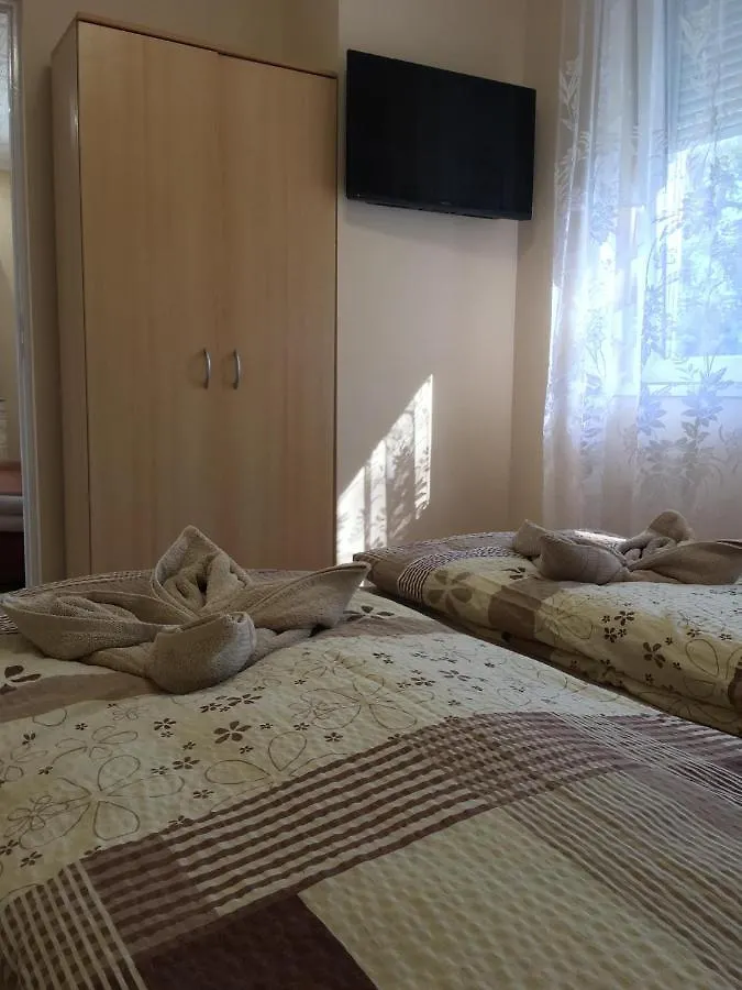Zsofia Apartman Hajduszoboszlo 0*,
